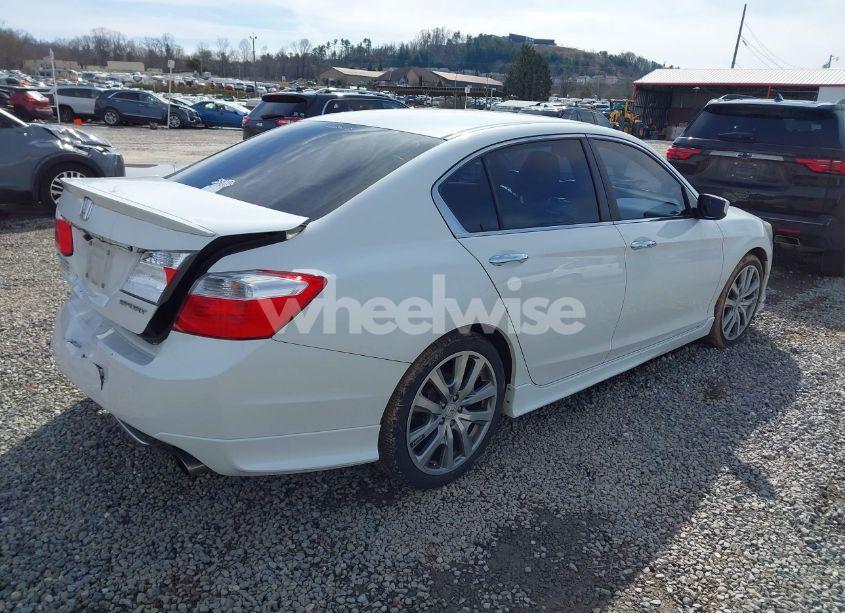 Photo 4 of 2014 Honda Accord SPORT (VIN 1HGCR2F52EA196477)