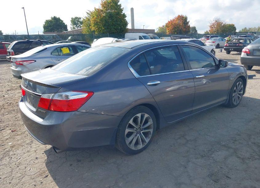 Photo 4 of 2014 Honda Accord SPORT (VIN 1HGCR2F52EA222091)