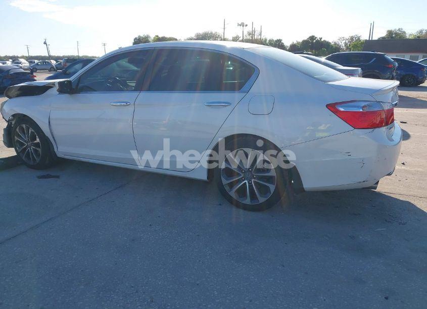 Photo 3 of 2014 Honda Accord SPORT (VIN 1HGCR2F52EA277334)