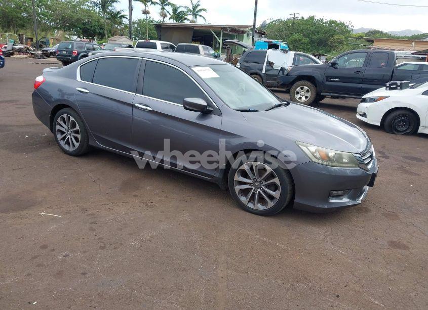 2015 Honda Accord SPORT (VIN 1HGCR2F52FA010096) main photo