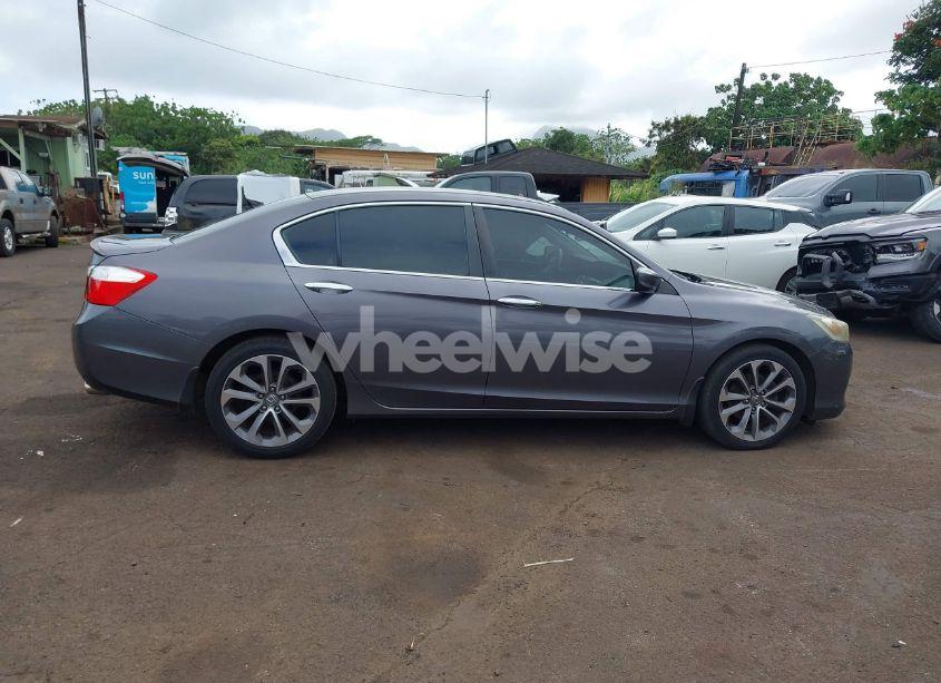 Photo 13 of 2015 Honda Accord SPORT (VIN 1HGCR2F52FA010096)