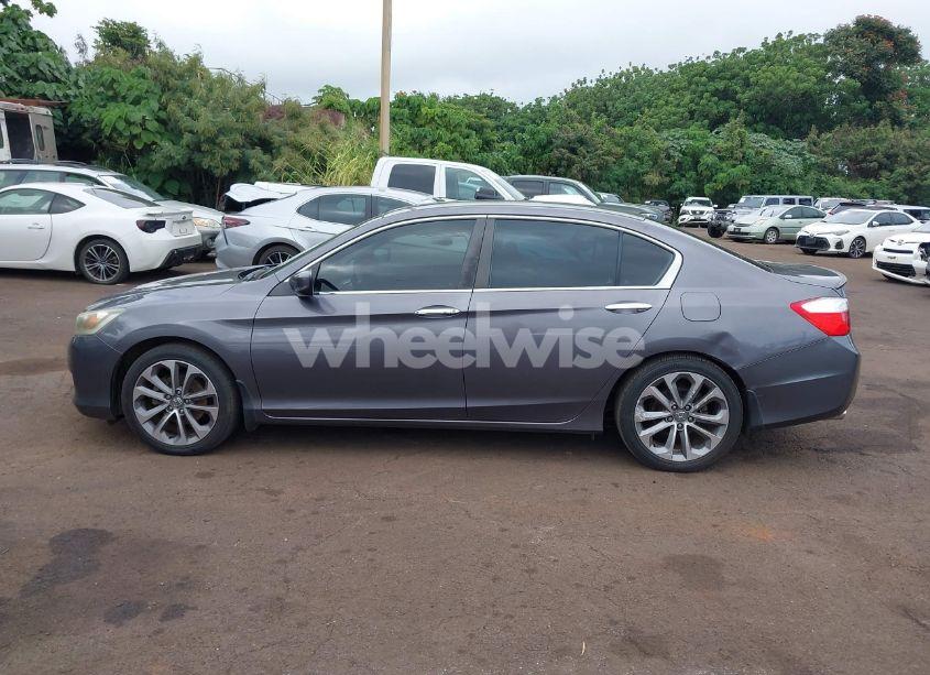 Photo 14 of 2015 Honda Accord SPORT (VIN 1HGCR2F52FA010096)