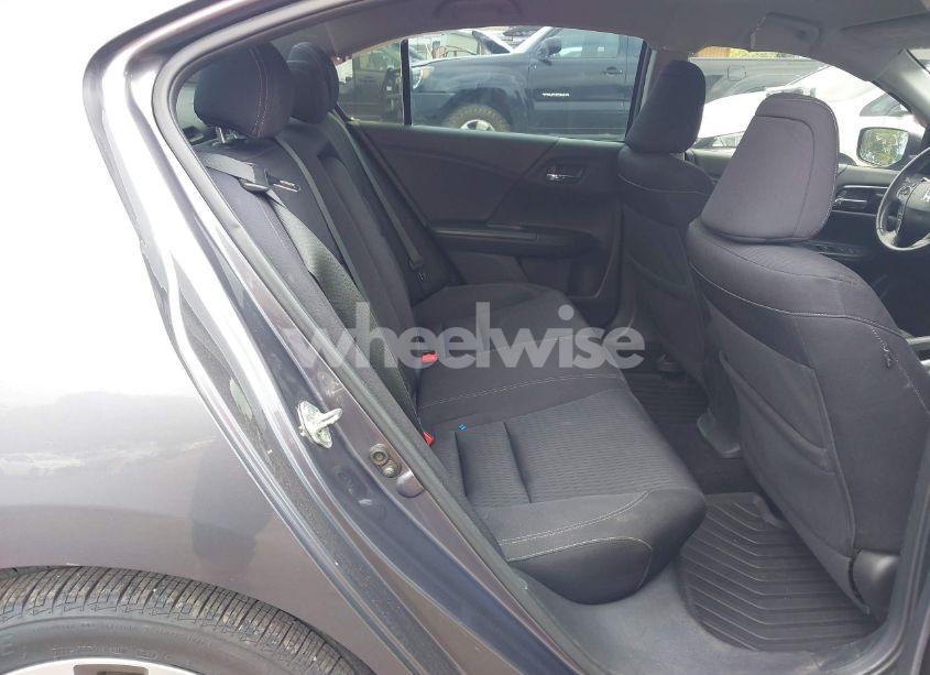 Photo 8 of 2015 Honda Accord SPORT (VIN 1HGCR2F52FA010096)