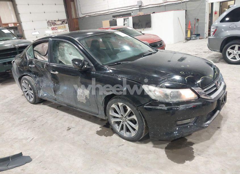2015 Honda Accord SPORT (VIN 1HGCR2F52FA015122) main photo