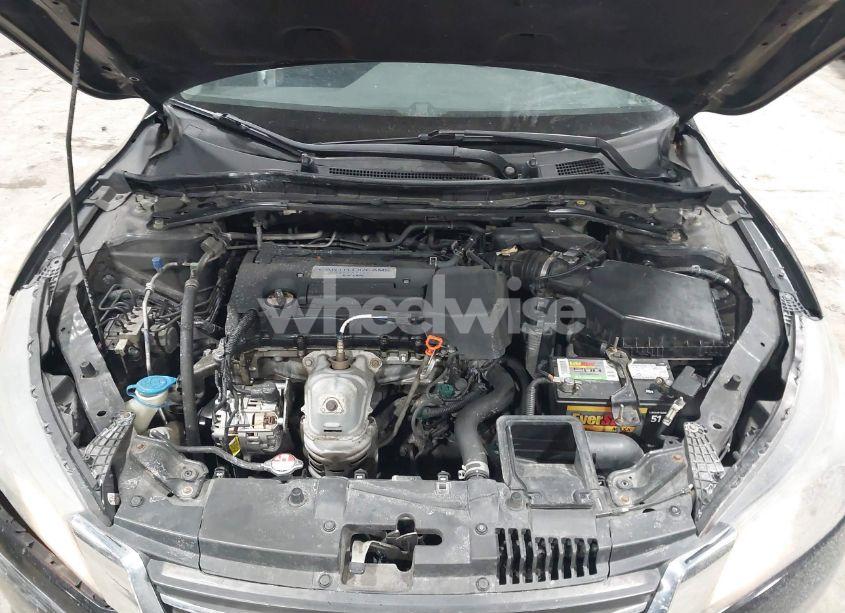 Photo 10 of 2015 Honda Accord SPORT (VIN 1HGCR2F52FA015122)