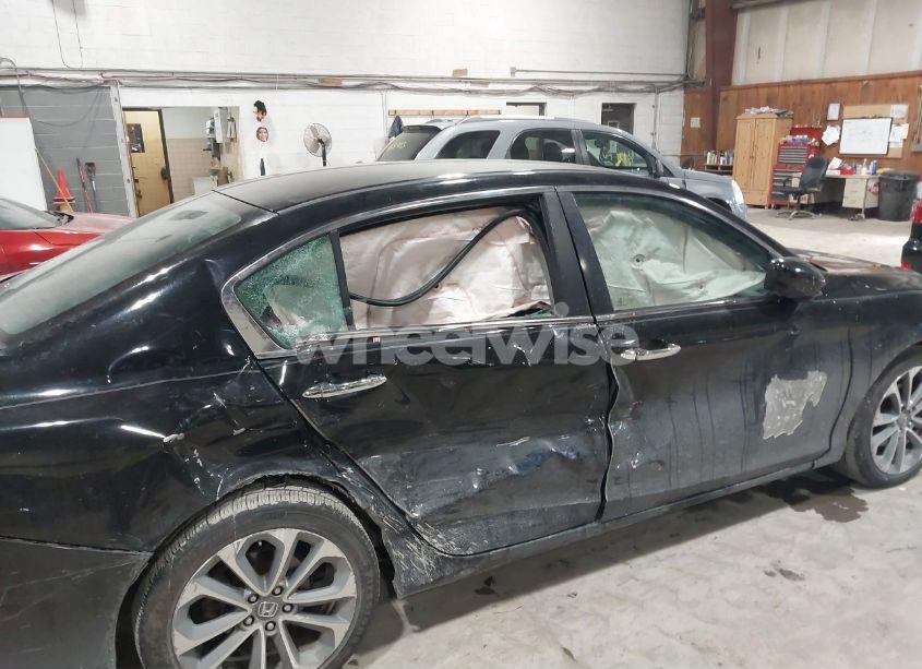 Photo 6 of 2015 Honda Accord SPORT (VIN 1HGCR2F52FA015122)