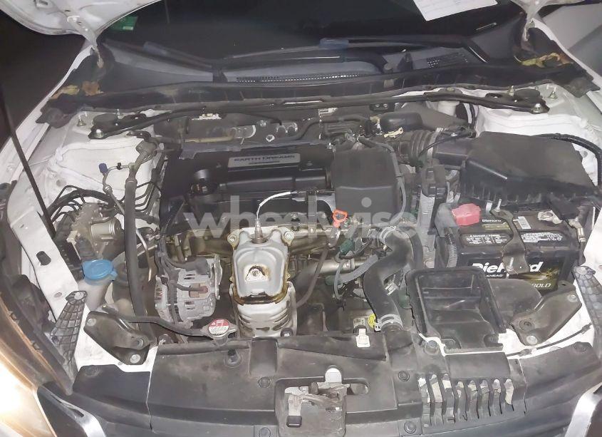 Photo 10 of 2015 Honda Accord SPORT (VIN 1HGCR2F52FA042739)