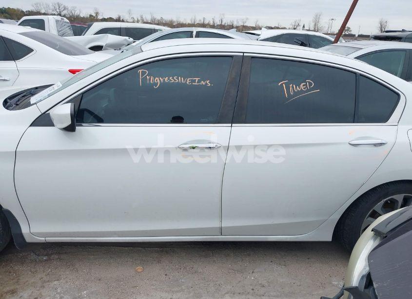 Photo 14 of 2015 Honda Accord SPORT (VIN 1HGCR2F52FA042739)