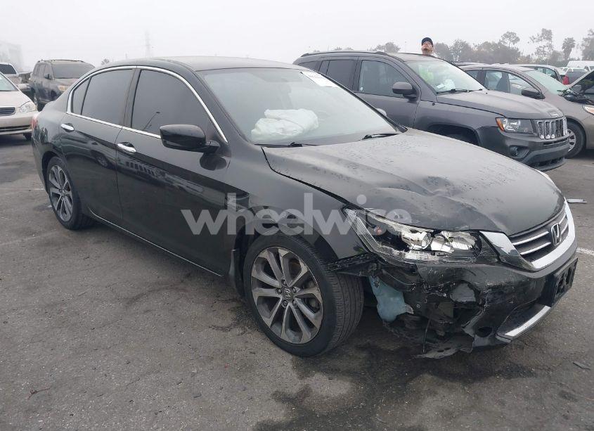 Photo 13 of 2015 Honda Accord SPORT (VIN 1HGCR2F52FA078320)