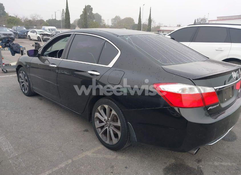 Photo 14 of 2015 Honda Accord SPORT (VIN 1HGCR2F52FA078320)