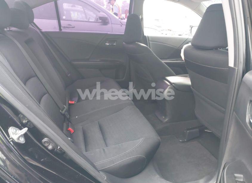 Photo 8 of 2015 Honda Accord SPORT (VIN 1HGCR2F52FA078320)