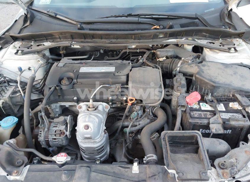 Photo 10 of 2015 Honda Accord SPORT (VIN 1HGCR2F52FA088488)