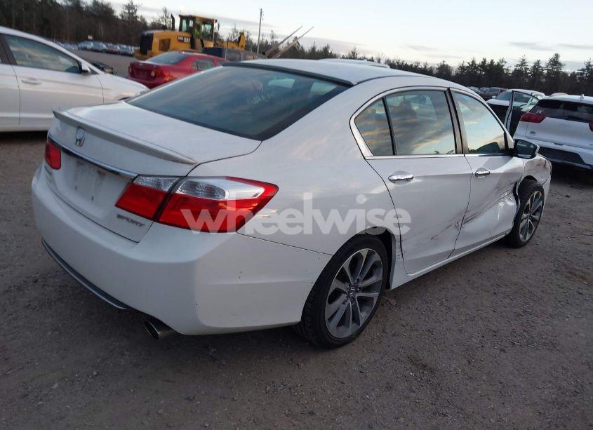 Photo 4 of 2015 Honda Accord SPORT (VIN 1HGCR2F52FA088488)