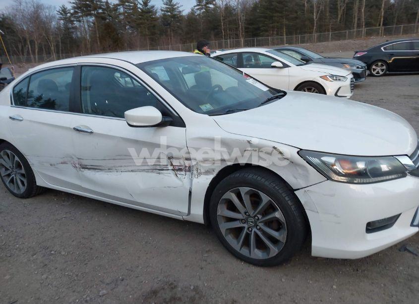 Photo 6 of 2015 Honda Accord SPORT (VIN 1HGCR2F52FA088488)