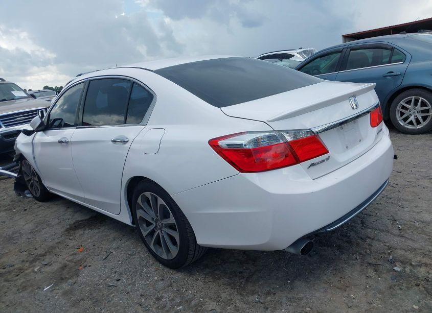 Photo 3 of 2015 Honda Accord SPORT (VIN 1HGCR2F52FA089690)