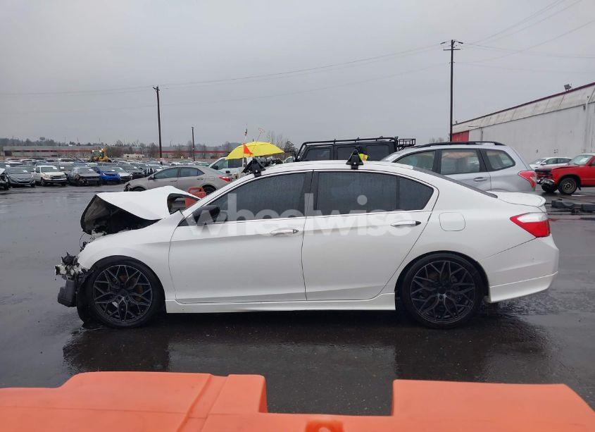 Photo 14 of 2015 Honda Accord SPORT (VIN 1HGCR2F52FA094971)