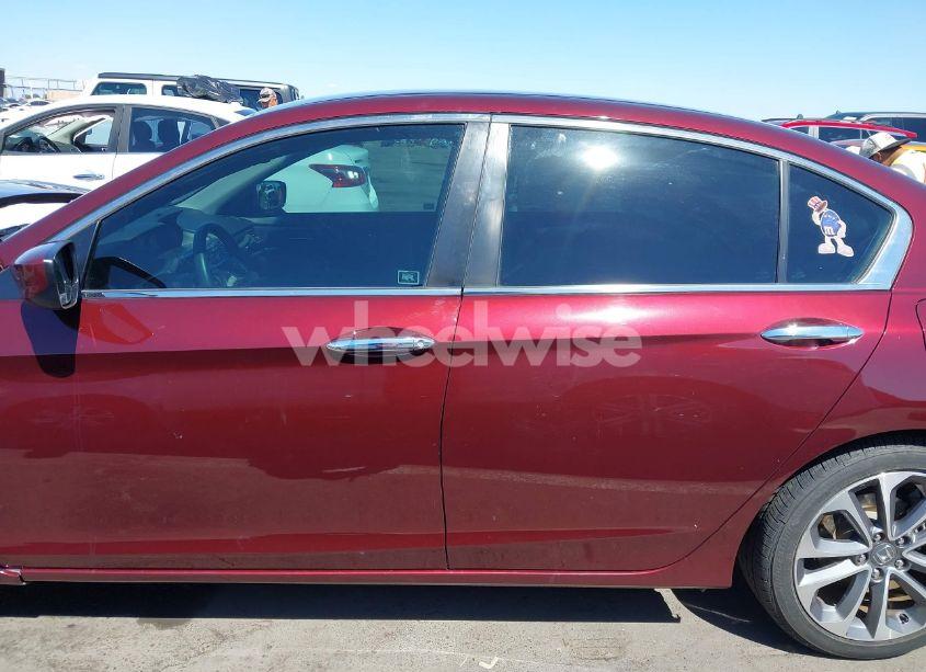 Photo 15 of 2015 Honda Accord SPORT (VIN 1HGCR2F52FA148138)