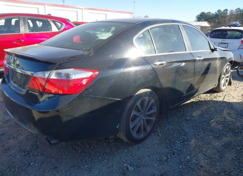 Photo 4 of 2015 Honda Accord SPORT (VIN 1HGCR2F52FA182791)