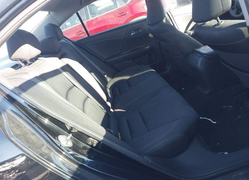 Photo 8 of 2015 Honda Accord SPORT (VIN 1HGCR2F52FA182791)