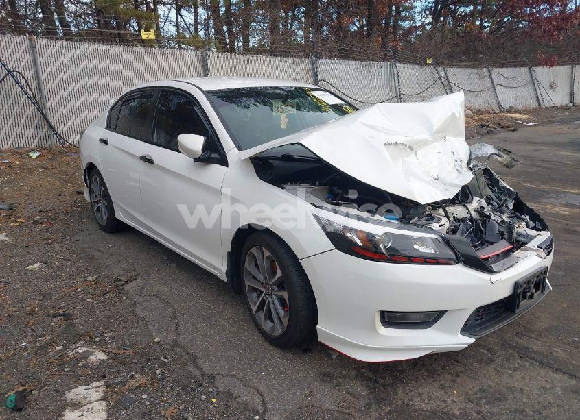 2015 Honda Accord SPORT (VIN 1HGCR2F52FA189319) main photo