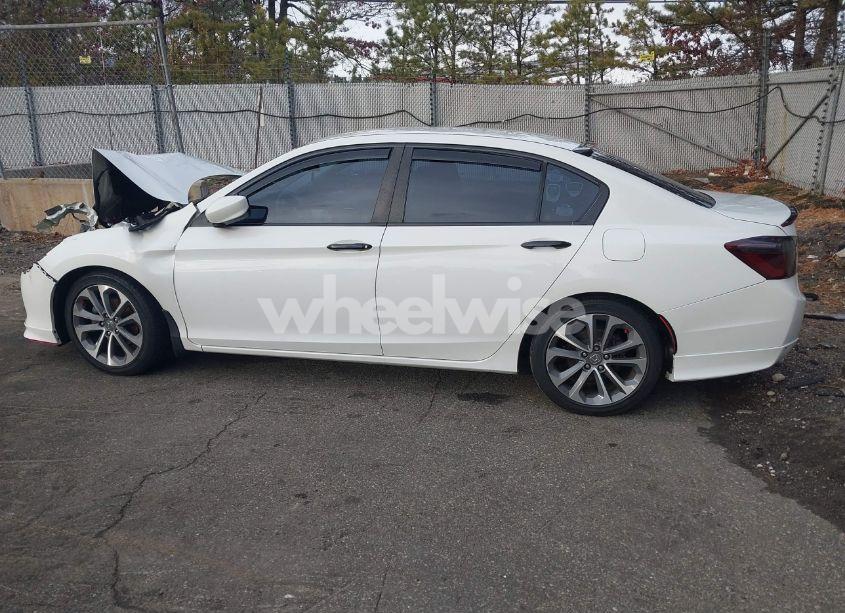 Photo 14 of 2015 Honda Accord SPORT (VIN 1HGCR2F52FA189319)