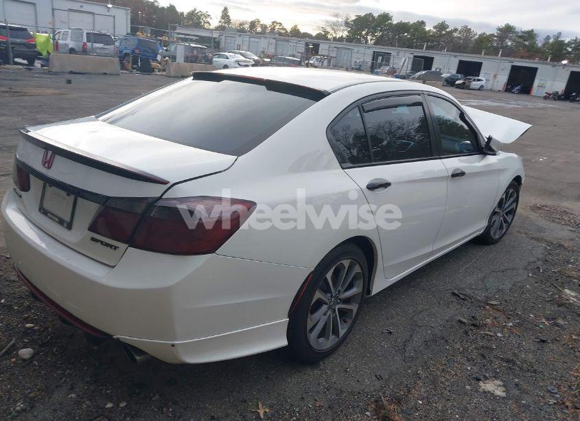 Photo 4 of 2015 Honda Accord SPORT (VIN 1HGCR2F52FA189319)