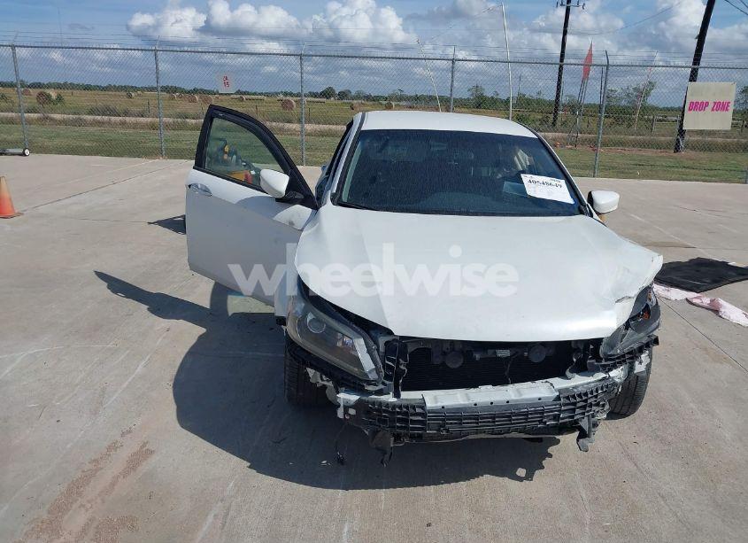 Photo 13 of 2015 Honda Accord SPORT (VIN 1HGCR2F52FA194598)