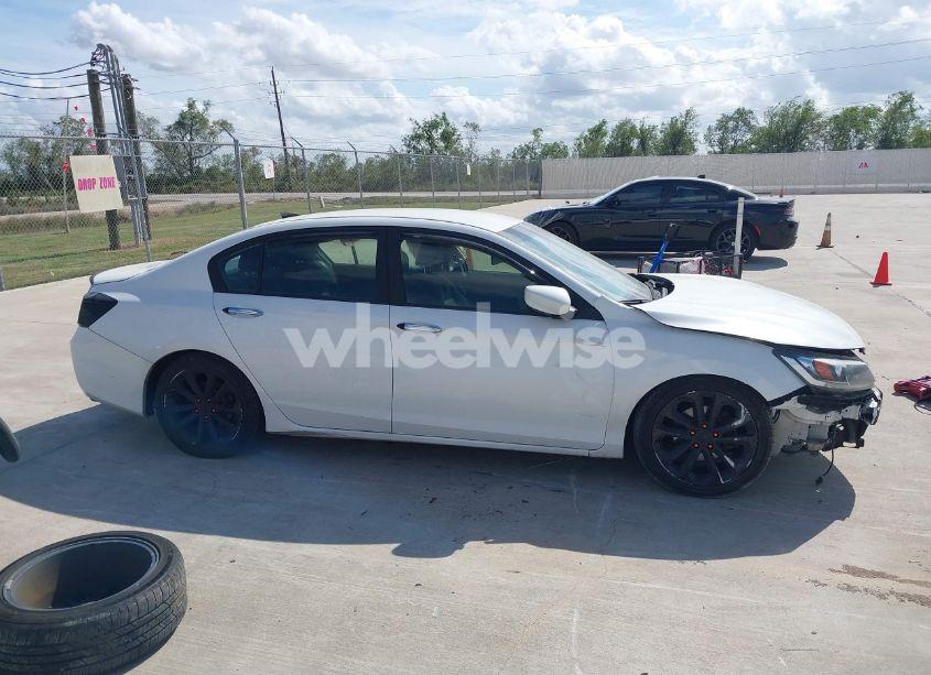 Photo 14 of 2015 Honda Accord SPORT (VIN 1HGCR2F52FA194598)