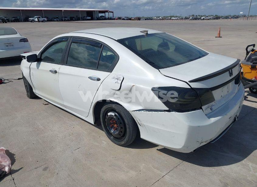 Photo 3 of 2015 Honda Accord SPORT (VIN 1HGCR2F52FA194598)