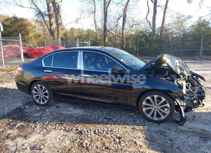 Photo 13 of 2015 Honda Accord SPORT (VIN 1HGCR2F52FA216485)