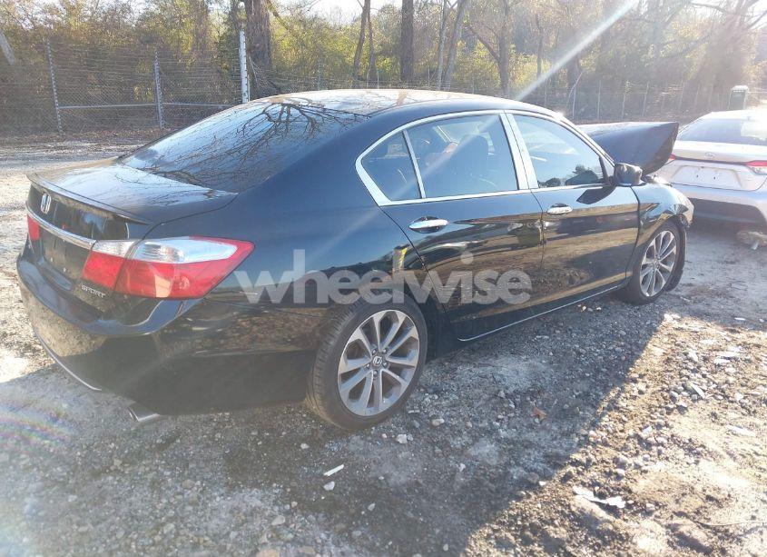 Photo 4 of 2015 Honda Accord SPORT (VIN 1HGCR2F52FA216485)