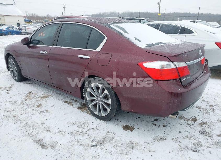 Photo 3 of 2015 Honda Accord SPORT (VIN 1HGCR2F52FA224649)
