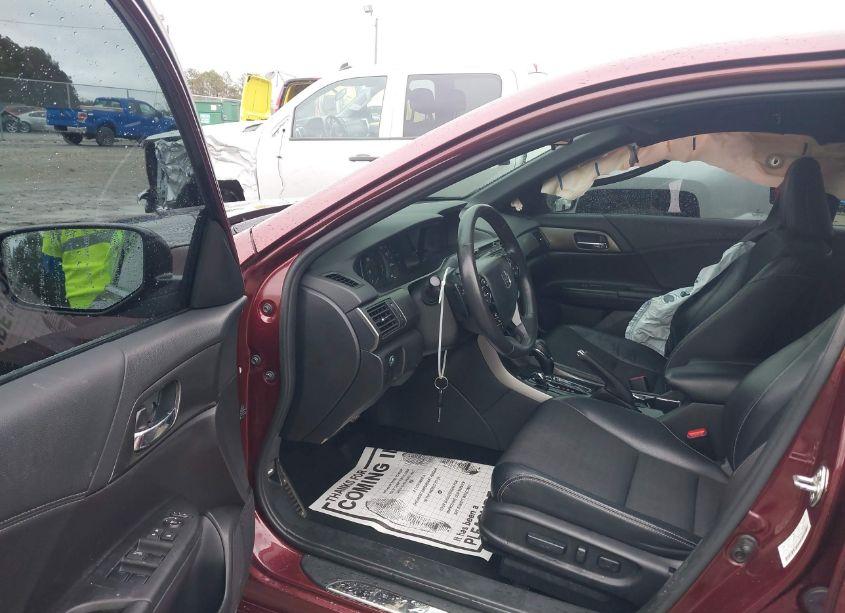 Photo 5 of 2016 Honda Accord SPORT (VIN 1HGCR2F52GA051443)