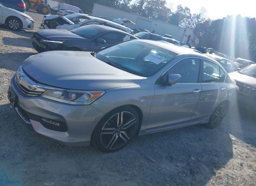 Photo 14 of 2016 Honda Accord SPORT (VIN 1HGCR2F52GA057131)