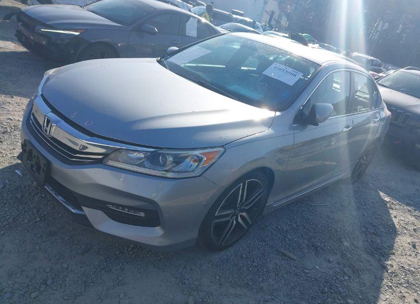 Photo 2 of 2016 Honda Accord SPORT (VIN 1HGCR2F52GA057131)