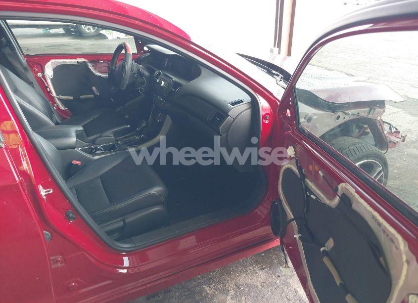 Photo 5 of 2016 Honda Accord SPORT (VIN 1HGCR2F52GA096561)