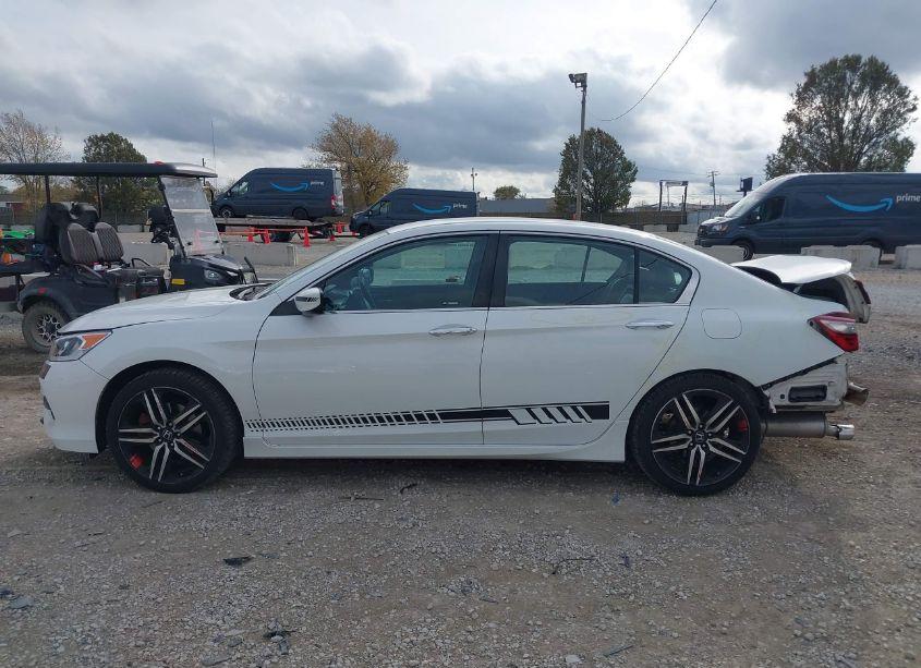 Photo 14 of 2016 Honda Accord SPORT (VIN 1HGCR2F52GA104402)