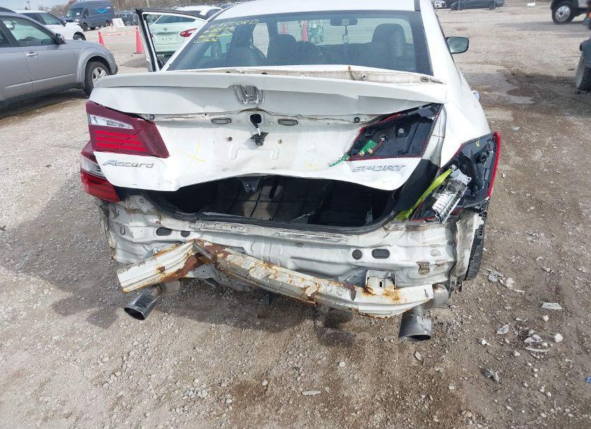 Photo 6 of 2016 Honda Accord SPORT (VIN 1HGCR2F52GA104402)