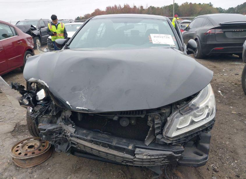 Photo 12 of 2016 Honda Accord SPORT (VIN 1HGCR2F52GA129459)