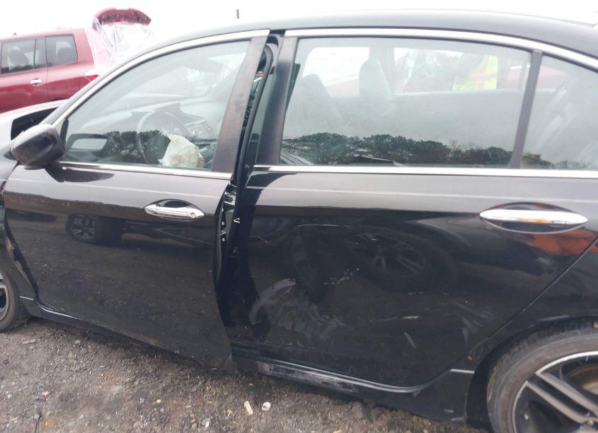 Photo 14 of 2016 Honda Accord SPORT (VIN 1HGCR2F52GA129459)