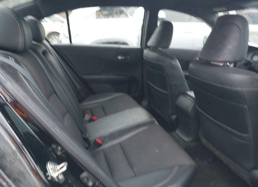 Photo 8 of 2016 Honda Accord SPORT (VIN 1HGCR2F52GA129459)