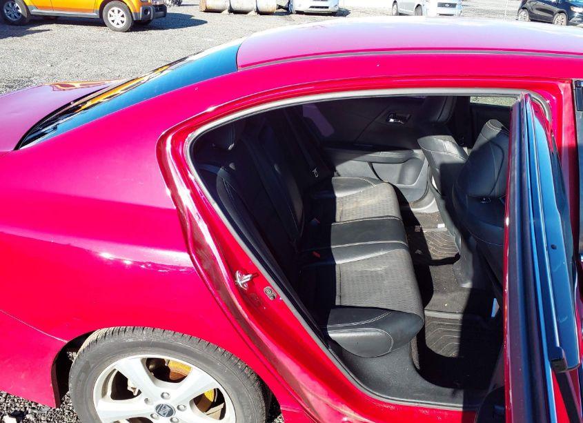 Photo 8 of 2016 Honda Accord SPORT (VIN 1HGCR2F52GA150991)