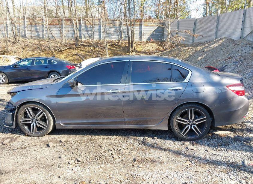 Photo 15 of 2016 Honda Accord SPORT (VIN 1HGCR2F52GA151607)