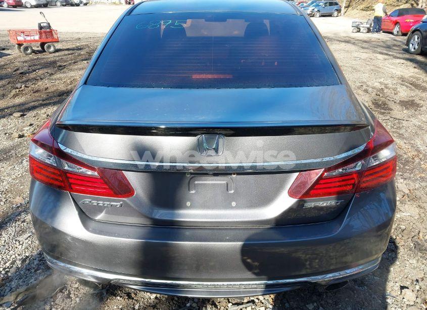 Photo 17 of 2016 Honda Accord SPORT (VIN 1HGCR2F52GA151607)