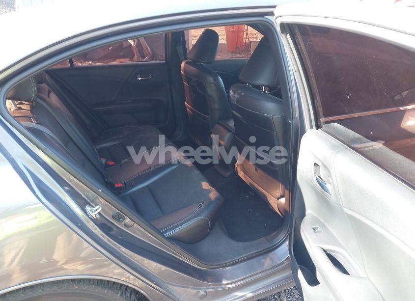 Photo 8 of 2016 Honda Accord SPORT (VIN 1HGCR2F52GA151607)