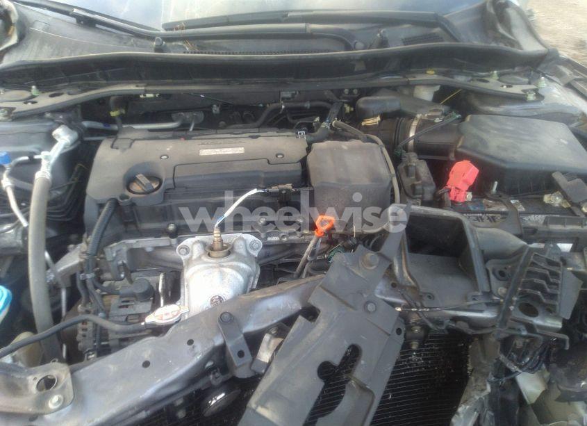 Photo 10 of 2016 Honda Accord SPORT (VIN 1HGCR2F52GA166463)