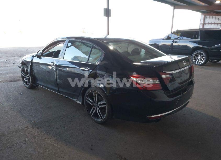 Photo 3 of 2016 Honda Accord SPORT (VIN 1HGCR2F52GA228413)