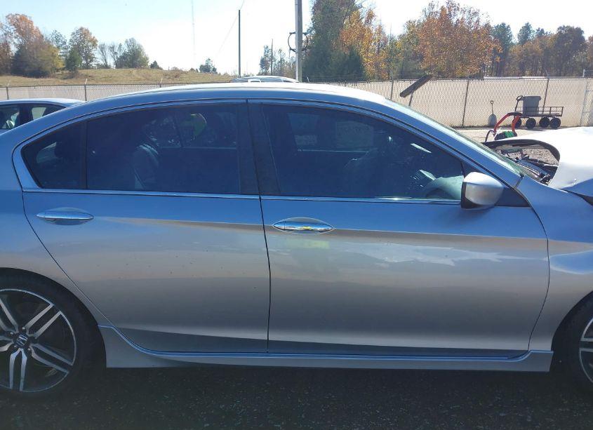 Photo 14 of 2016 Honda Accord SPORT (VIN 1HGCR2F52GA243994)