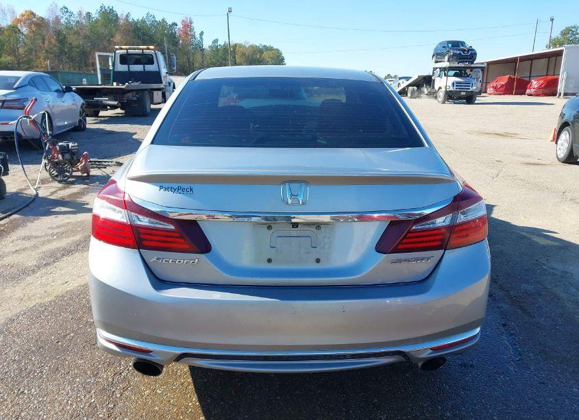 Photo 17 of 2016 Honda Accord SPORT (VIN 1HGCR2F52GA243994)