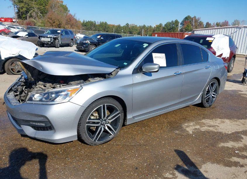 Photo 2 of 2016 Honda Accord SPORT (VIN 1HGCR2F52GA243994)